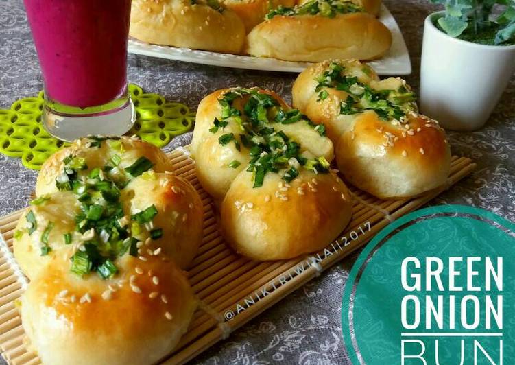 Green Onion Bun