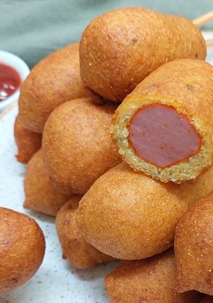 Foto de CACHORRO QUENTE NO PALITO | SIMPLES FÁCIL E BARATO | CORN DOG