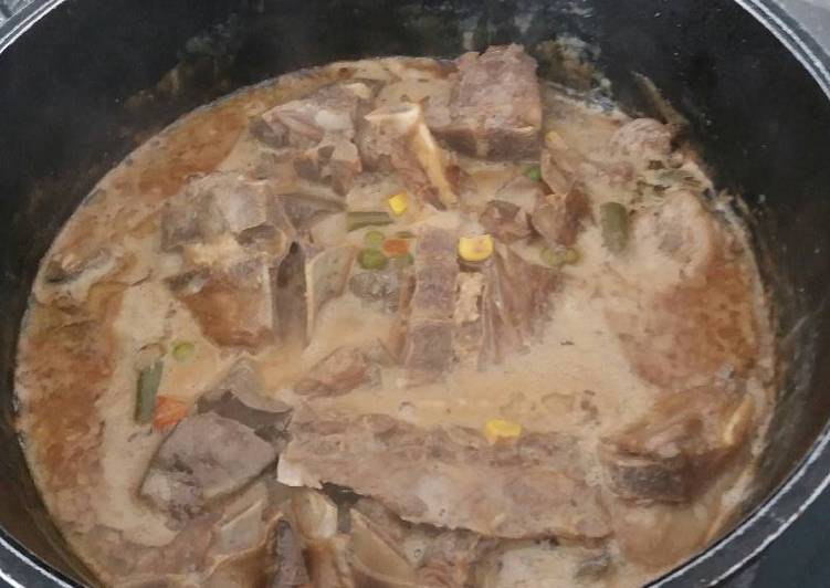 Resep Semur Tulang daging sapi dan frozen vegetable yang Enak Banget