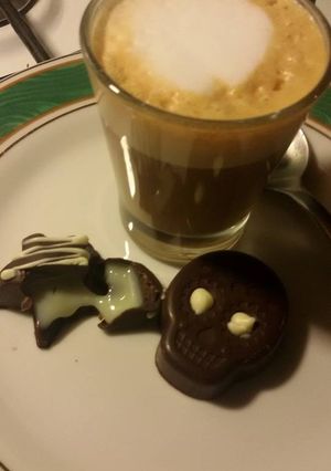 Hình của món Chocolate nhân kem.