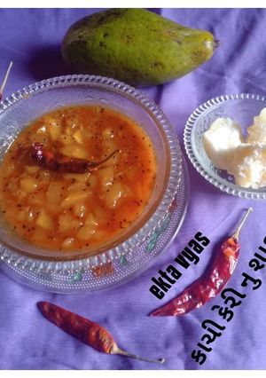 કાચી કેરી નુ શાક (Kachi Keri Shak Recipe In Gujarati) રેસીપી મુખ્ય ફોટો