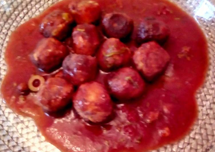 Ricas!!! Albóndigas de Atún en Salsa de Tomate