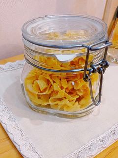 Hình của món Mứt dừa chanh leo.