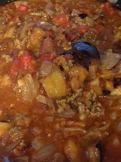 صورة لوصفة مسقعة باللحمة