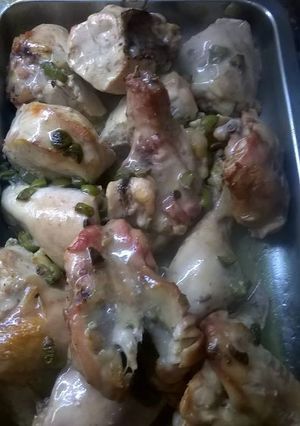 Una foto de Pollo a la aceituna