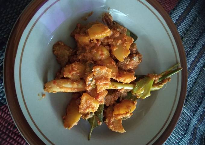 Bagaimana Membuat Sambal Goreng Kentang dan Hati Sapi yang Bikin Ngiler