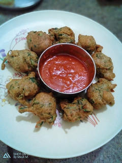 મેથી ના ફુલવડા(Methi pakoda recipe in Gujarati) રેસીપી મુખ્ય ફોટો