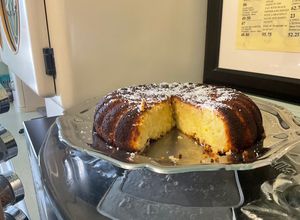 Une photo de Fondant de Pâques au chocolat blanc, citron et noix de coco