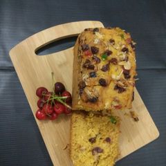 A picture of Mango Cake without Oven.