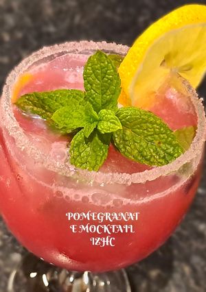 A picture of 🍎🍹POMEGRANATE MOCKTAIL🍹🍎(non alcoholic).