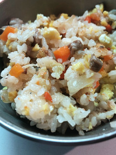 高麗菜蒜香豬蛋炒飯 的食譜成品照片