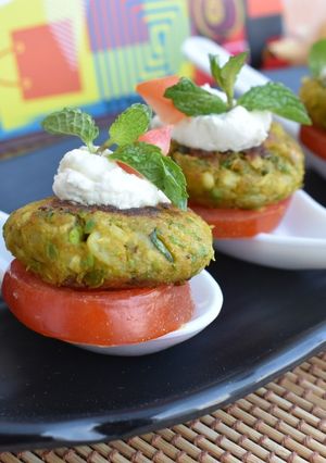 A picture of Raw Banana Kababs.