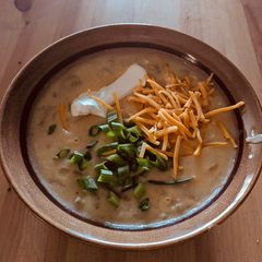 A picture of Loaded Baked Potato Soup.