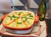 Una foto de arroz carne mozzarella