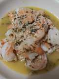 Camarones al Ajillo