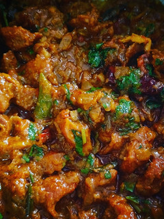 சிக்கன் பிரட்டல்(chicken pirattal recipe in tamil) செய்முறை முக்கிய புகைப்படம்