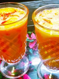 मैंगो शेक (mango shake recipe in hindi) रेसिपी मुख्य फोटो