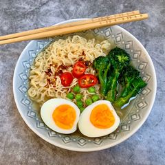 A picture of Instant Lunch.