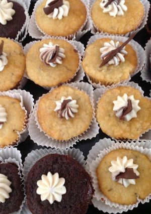 A picture of Eggless Apple Cupcakes.