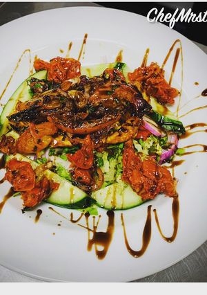 A picture of Garlic Lemon Chicken Salad Sun-dried Tomatoes and Balsamic Vinegar Glaze.