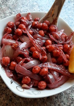 صورة لوصفة سلطة الحمص والبصل 😋