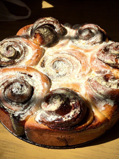 Una foto de Cinnamon Rolls - Rollos de Canela