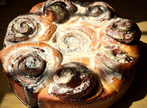 Una foto de Cinnamon Rolls - Rollos de Canela