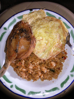Foto resep Nasi goreng telor ikan asin