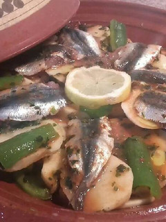 Una foto de Tagin de sardinas