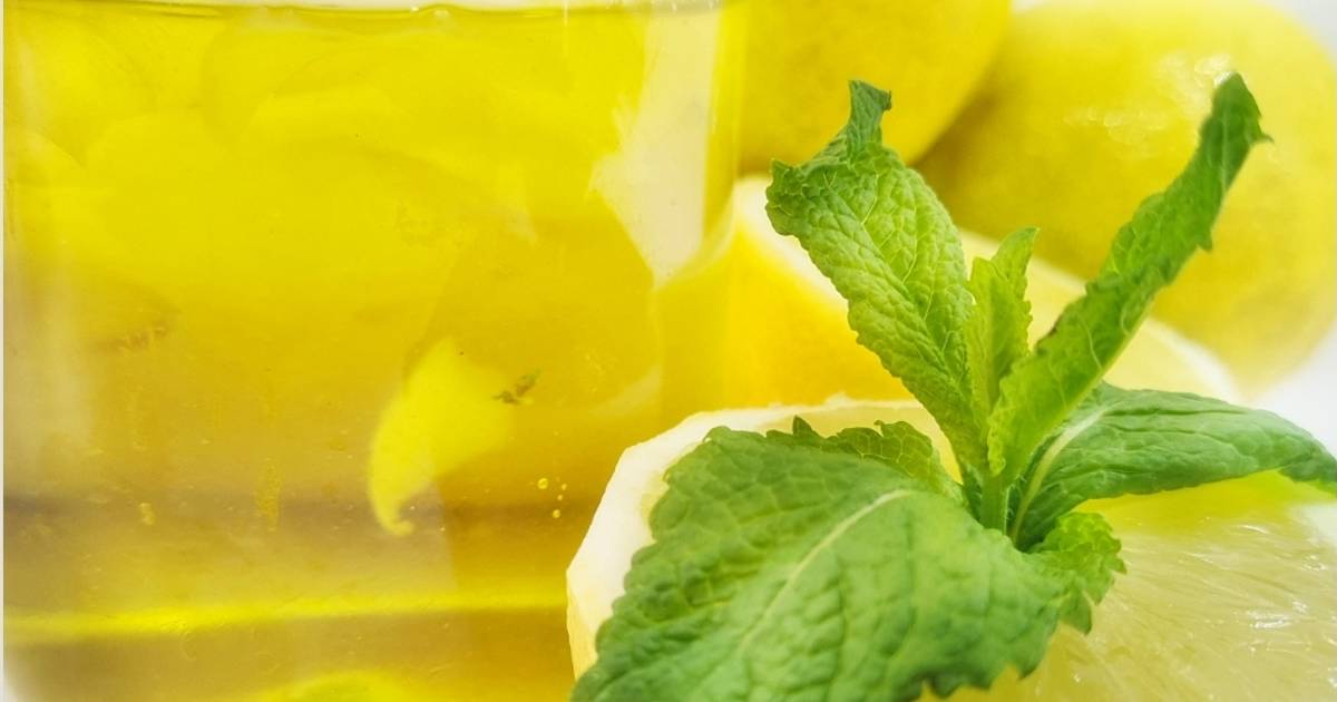 Almibar de limón aromatizado con hierbabuena Receta de Sandra_M- Cookpad