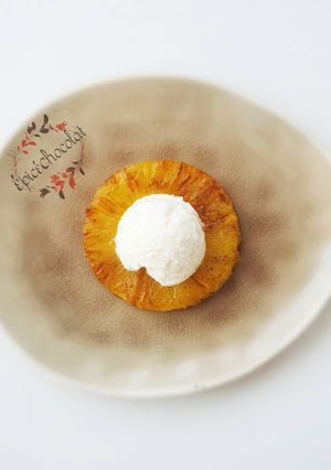Une photo de Ananas poêlé a la vanille