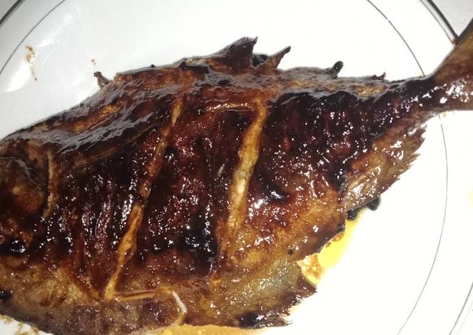 Ikan bawal bakar kecap teflon