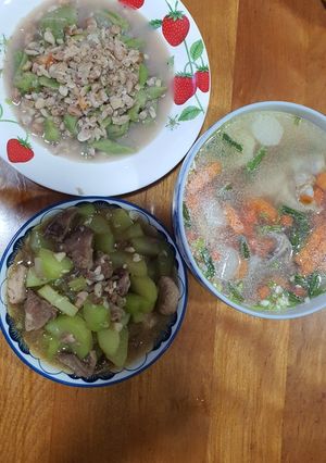 Hình của món Mướp xào đậu phộng.