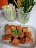 หมูย่างแกงกะหรี่ สไตล์มาเล ตลาดเซรีเก็มบันกัน