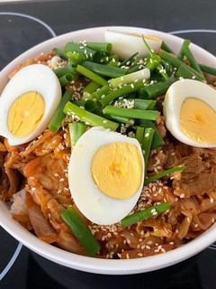A picture of Stir-fried Pork with Kimchi.