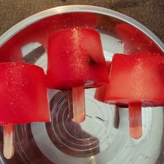 Super yumm popsicle🍨 A picture of Super yumm popsicle🍨.