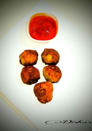 A picture of Leftover Cabbage Curry Pokora:-.