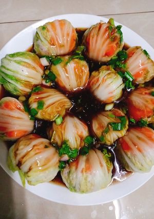 Hình của món Cải thảo cuộn thịt phiên bản con sò.
