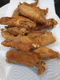 รูปของ ปีกไก่ทอดน้ำปลา