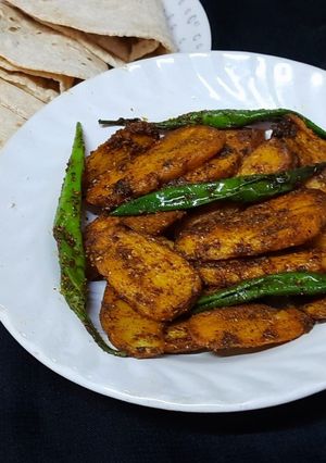 क्रिस्पी अरबी मसाला (crispy arbi masala recipe in Hindi) रेसिपी मुख्य फोटो