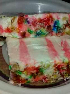 A picture of Tutti Fruity Kulfa.