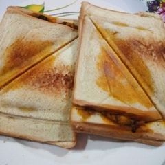 A picture of Toasted Beans and Bread #teamabuja.