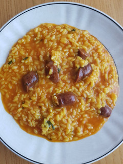 Una foto de Arroz caldosito con salchichas de ternera