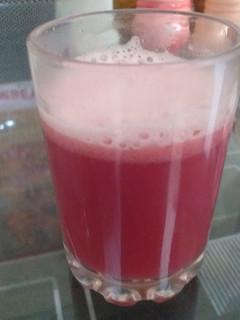 अनार और सेब का जूस (Anar aur seb ka juice recipe in Hindi) रेसिपी मुख्य फोटो