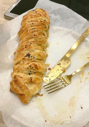 烤雞大變身-咖哩烤雞酥皮派 的食譜成品照片