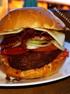 🍔 Tárcsán sült hamburger 🍔 recept fotója