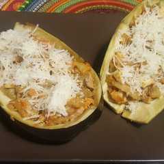 Una foto de Berenjena rellena de atún y huevo