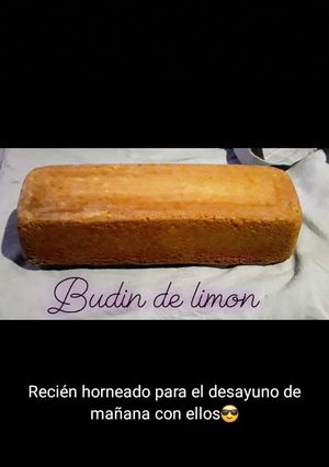 Una foto de Budín de limón