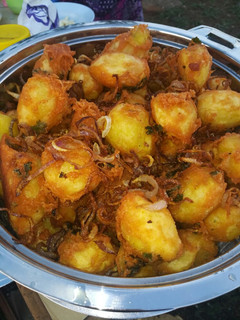 A picture of Deep fried potatoes.