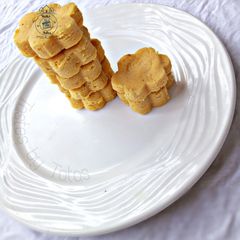 A picture of Milk candy (Alawar madara).